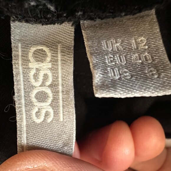 BLACK TURTLENECK ASOS WOMEN SIZE 12/40 (M/L) - Picture 3 of 6